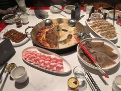 -小龙翻大江·小龙坎臻选店(太古里店)