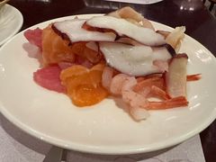 -荣誉国际酒店-云顶旋转餐厅