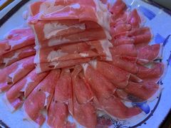 -毛辣果·贵州红酸汤牛肉火锅(西单店)