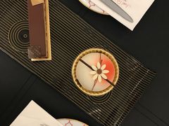 -Salon de The de Joel Robuchon(外滩18号店)