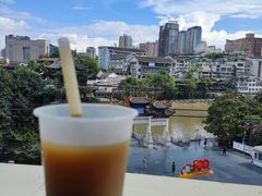 -包整·丝娃娃(一览甲秀楼风景店)