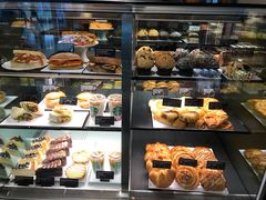 -星巴克(香港国际机场44号闸店)