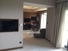 滴水湖皇冠假日酒店-上海滴水湖皇冠假日酒店