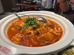 -魏铭鱼头捞饭(晋阳路店)