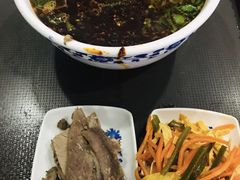 -吾穆勒蓬灰牛肉面·清真(北滨河中路店)