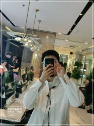 -罗亚帝造型·烫发染发