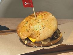 -必胜客(阿罗海店)