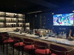 -Mx.cocktail bar