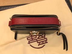 -爱革·洗衣改衣·洗鞋修鞋·洗包修包·奢侈品护理(宝地广场店)