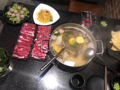 -德记牛肉社潮汕鲜切牛肉火锅(中心路店)