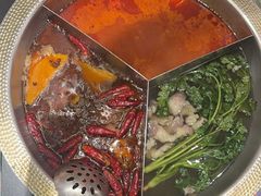-廖掌柜·重庆鲜货火锅(上海首店)