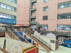 -上海市工商外国语学校