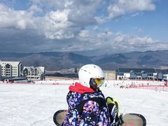 -鳌山滑雪度假区