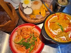 -小小集渔·泰式大排档(太古里香槟店)
