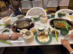 -润园四季椰子鸡火锅(欢乐海岸店)