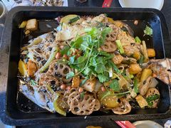 -俏巴妹烤鱼香锅(奥体店)