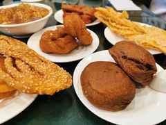 糖火烧-护国寺小吃(机场店)