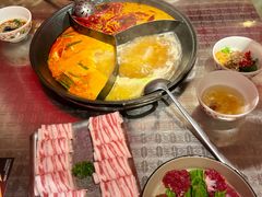 -朱光玉火锅馆(龙阳广场店)