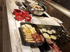 -筠咖啡西餐厅(上海国展宝龙丽筠酒店)