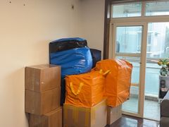 -安东易迷你自助仓储寄存仓库(顾戴路店)