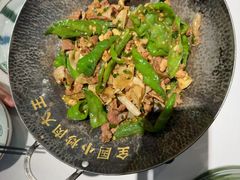 -费大厨辣椒炒肉(黄兴中心广场店)
