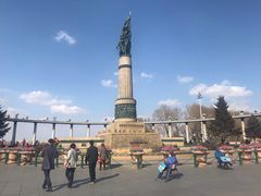 -人民防洪胜利纪念塔