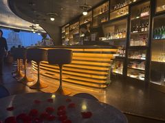 -Hi City·城市之巅