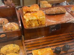 -小飞象面包公社(珠江路金鹰店)