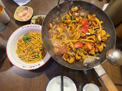 -富正毅三下锅·湘西韵味(天门山索道店)
