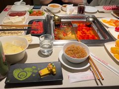 -海底捞火锅鲜切牛肉主题店(长寿路店)