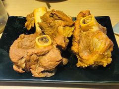 -关东小磨东北菜(上海长风大悦城店)