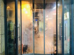 门面-陆记牛庄·碳锅龙虾烧烤(爱上花园店)