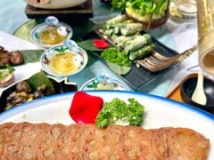 -刘姐啤酒鱼民族演艺餐厅(西街总店)