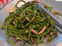 -海派美食·家宴海鲜青岛菜·石锅鲽鱼头(东方城店)