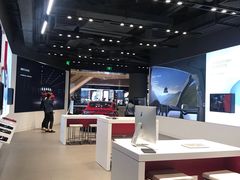 -TESLA 特斯拉(上海太古汇体验店)