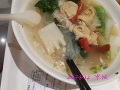 -光明·博海美食花园(上海瑞金医院12号楼店)
