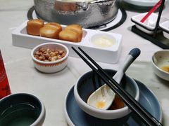 -左庭右院鲜牛肉火锅(浦江欢乐颂店)