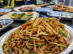 -蚝美人·生蚝海鲜烧烤(茶花园店)