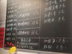 -柳州肥姨妈大骨螺蛳粉(古城北路店)