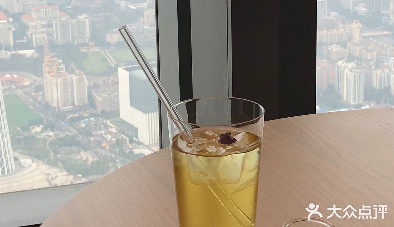 广州｜瑰丽酒店95层下午茶