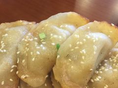 -小姜锅贴(凤凰街店)