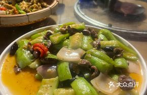 Stir-fried Cucumber with Chicken Offal