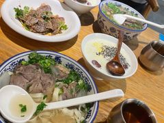-嘻小北·兰州清汤牛肉面(太平洋森活天地店)