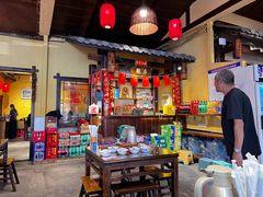 -富正毅三下锅·湘西韵味(天门山索道店)