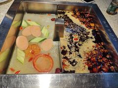 -二荆条·蜀鲜汇城市森林火锅