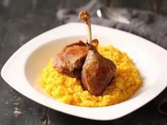 -港丽餐厅(高德置地店)