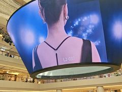 -上海世纪汇广场
