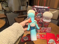 -奈雪的茶(亨特国际广场店)