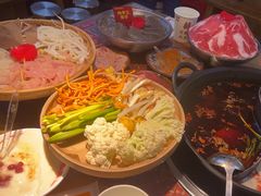 -赵美丽·重庆社区火锅·直营店(火车东站·中豪国际店)