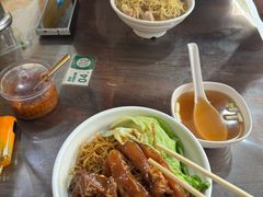 -小梁哥云吞面(黄贝岭店)